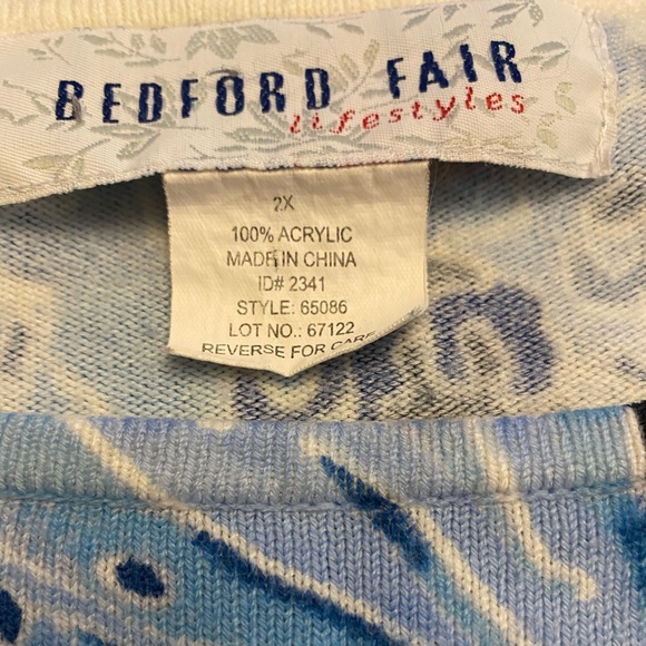 Bedford Fair / 100% Acrylic / Blue Swirls Design / Size 2X/ Drapey - Picture 9 of 10